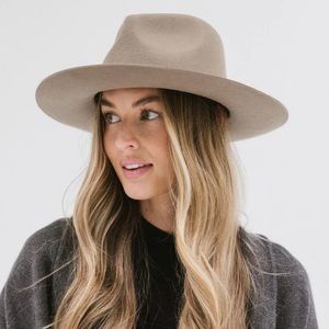 Gigi Pip Zephyr Rancher in Sage size 57